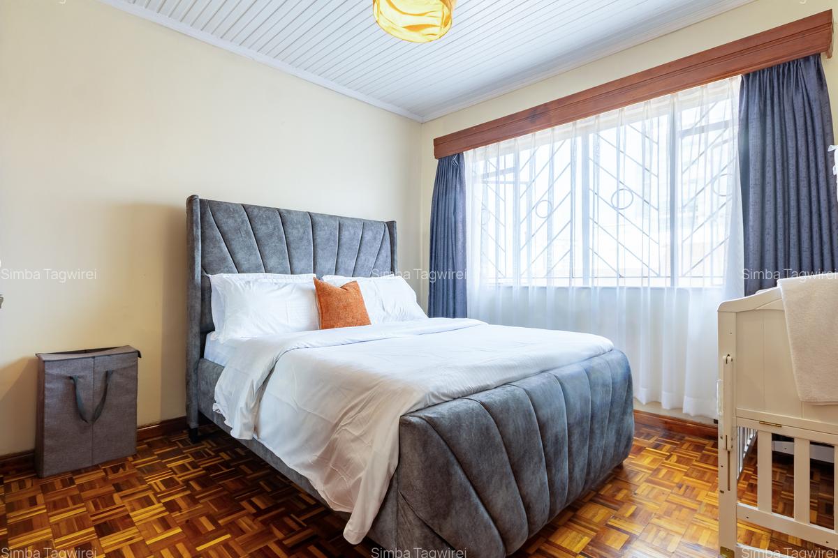 Serviced 3 Bed Apartment with En Suite at Durham Road - 14