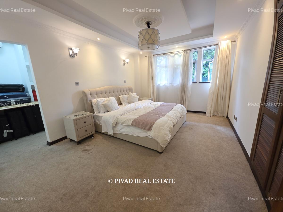 4 Bed House with Swimming Pool in Runda - 4
