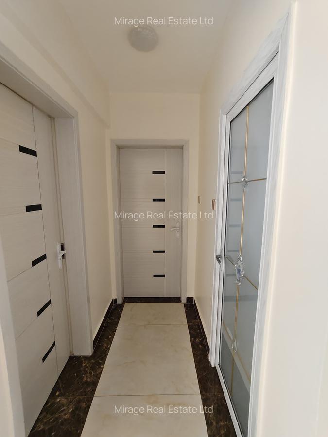 2 Bed Apartment with Gym in Kilimani - 12