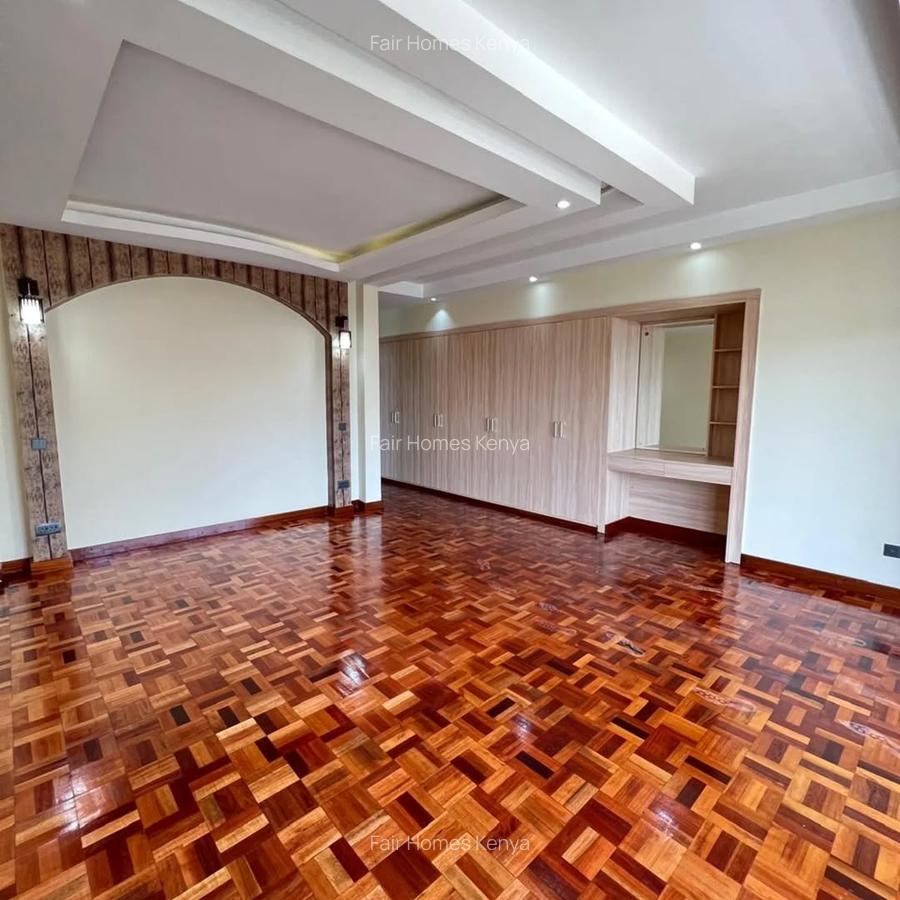 3 Bed Apartment with En Suite at Othaya Road - 2