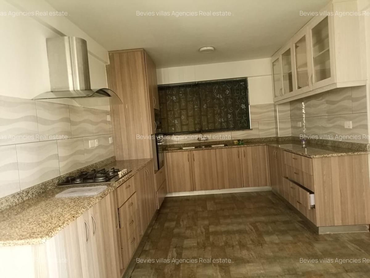 2 Bed Apartment with En Suite at Parklands - 1