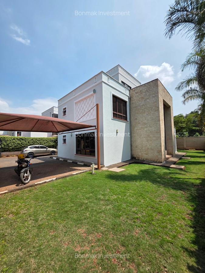 4 Bed Townhouse with En Suite at Lavington Green - 5