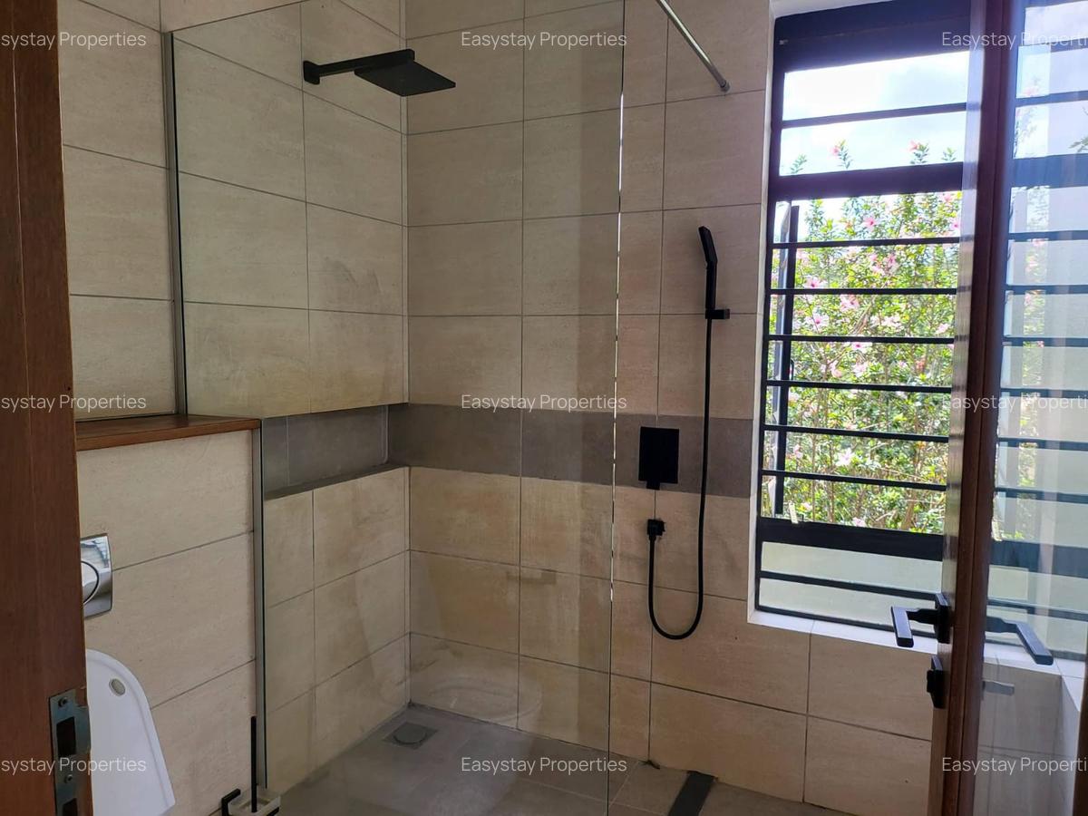 3 Bed Townhouse with En Suite in Rosslyn - 9