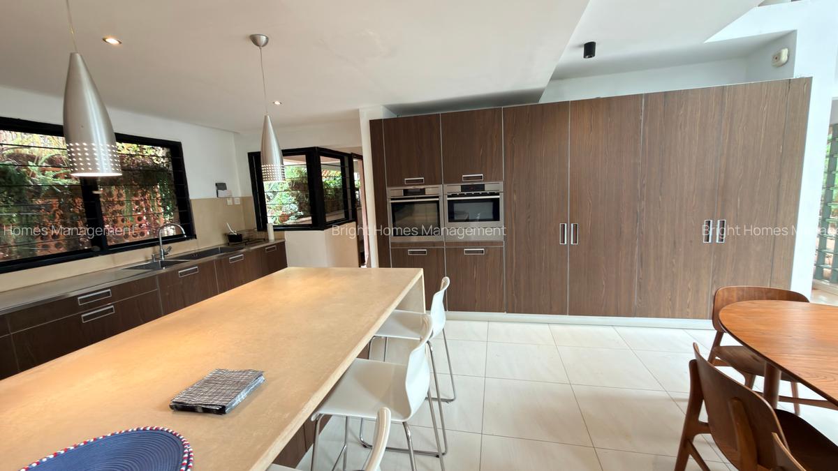 3 Bed Villa with En Suite in Muthaiga - 10