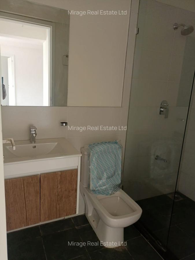 2 Bed Apartment with Swimming Pool in Garden Estate - 10