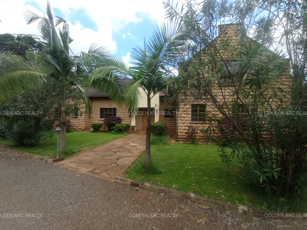 5 Bed Townhouse with En Suite in Karen - 1