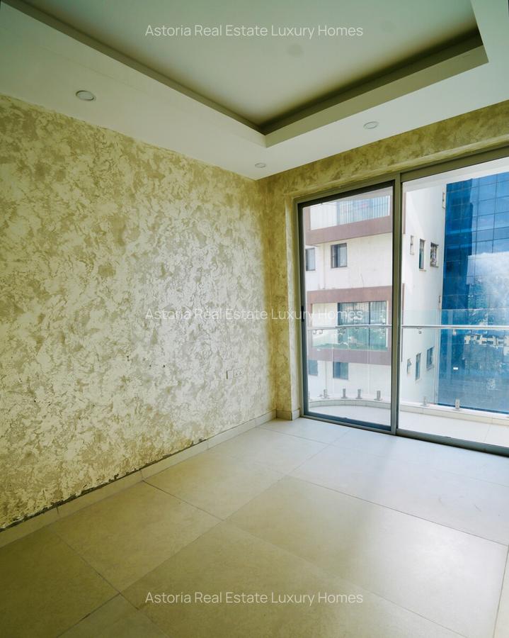 4 Bed Apartment with En Suite at 2026-510 - 13