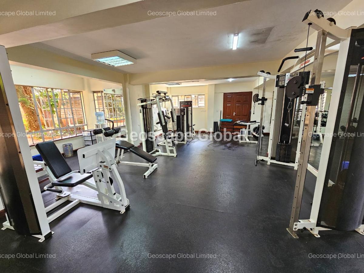 Furnished 2 Bed Apartment with En Suite in Brookside - 13
