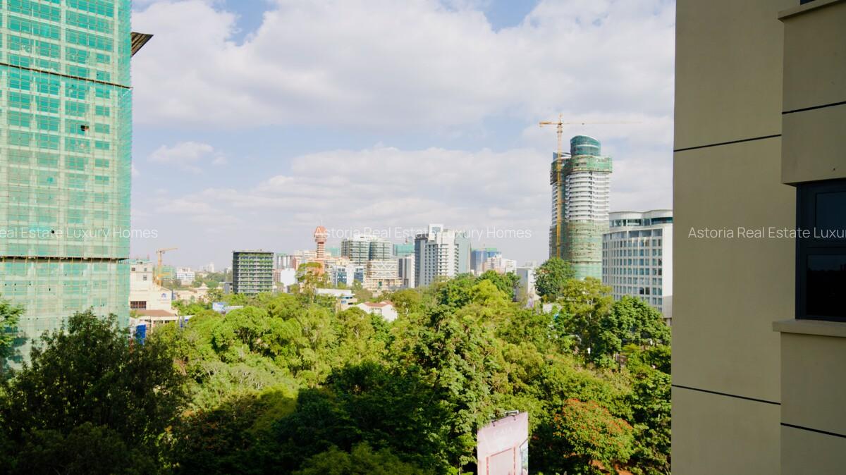 3 Bed Apartment with En Suite at 2026-401 - 20
