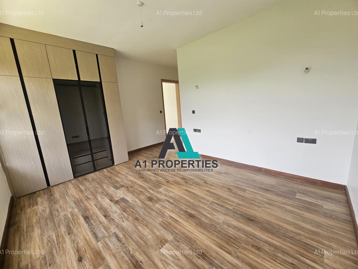 6 Bed Townhouse with En Suite in Lavington - 15