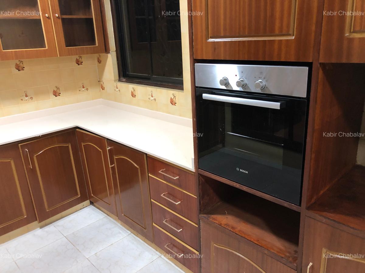 4 Bed House with En Suite at Muthaiga Road - 12