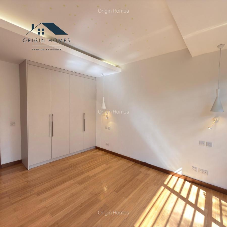 3 Bed House with En Suite at Rosslyn - 7