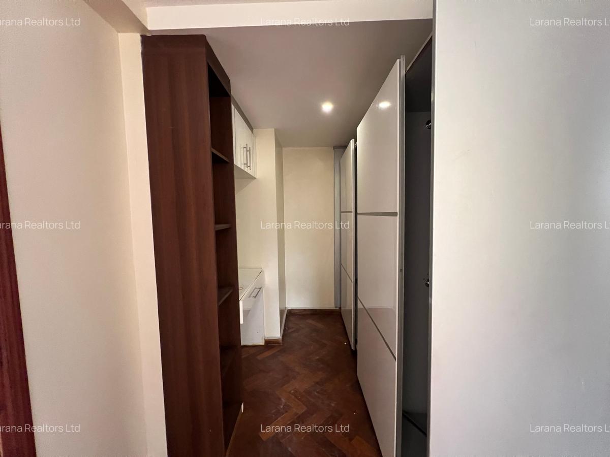 5 Bed Townhouse with En Suite at Convent Dr - 12