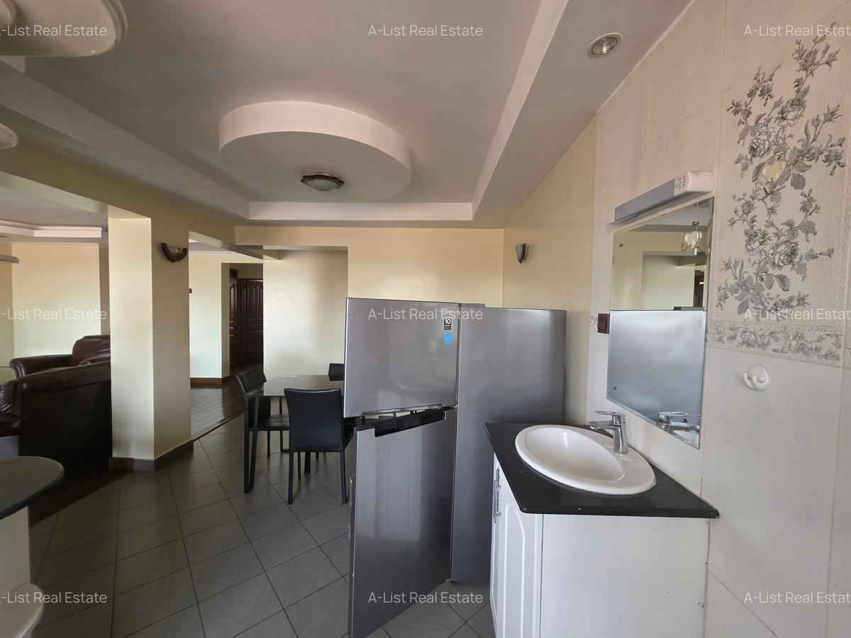 3 Bed Apartment with Lift at Brookside Drive - 6