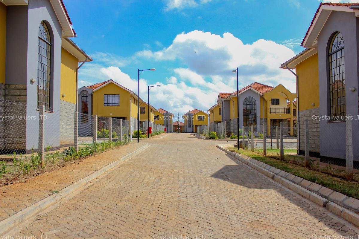3 Bed Townhouse with En Suite at Kenpipe Gardens - 13