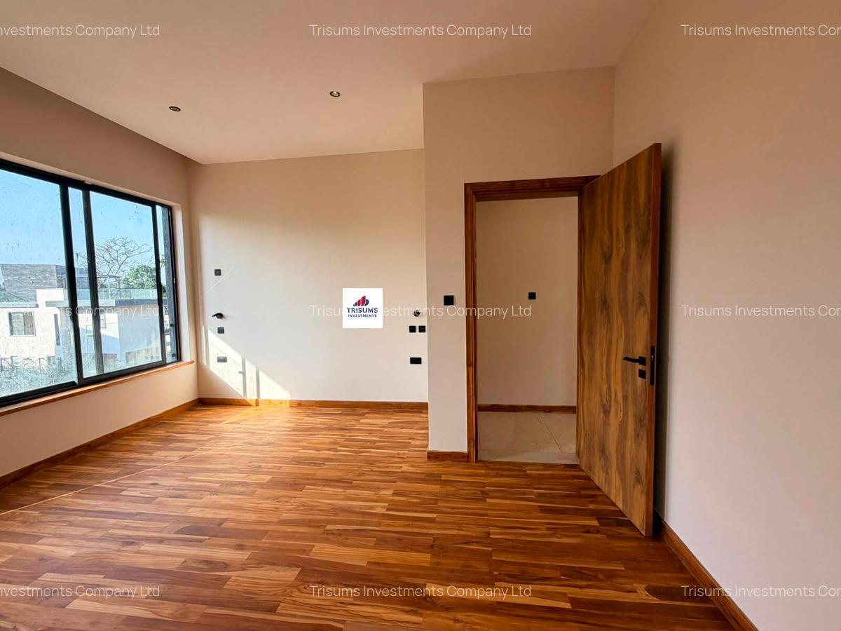 4 Bed House with En Suite in Loresho - 10