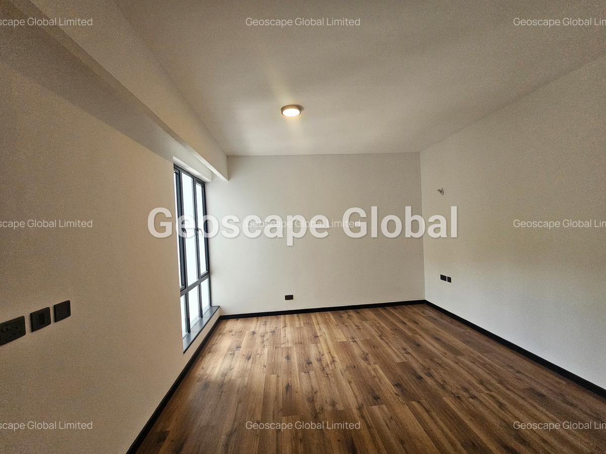 3 Bed Apartment with En Suite in Spring Valley - 19