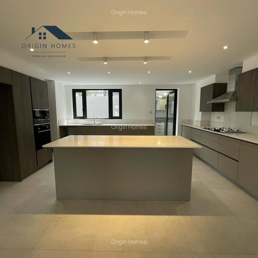 5 Bed Townhouse with En Suite at Old Kitisuru - 8