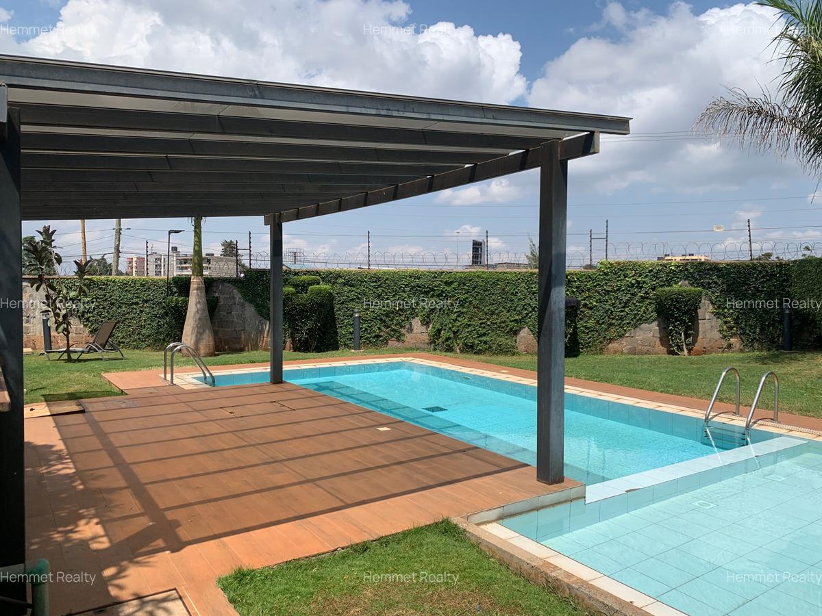4 Bed Townhouse with En Suite in Loresho - 12