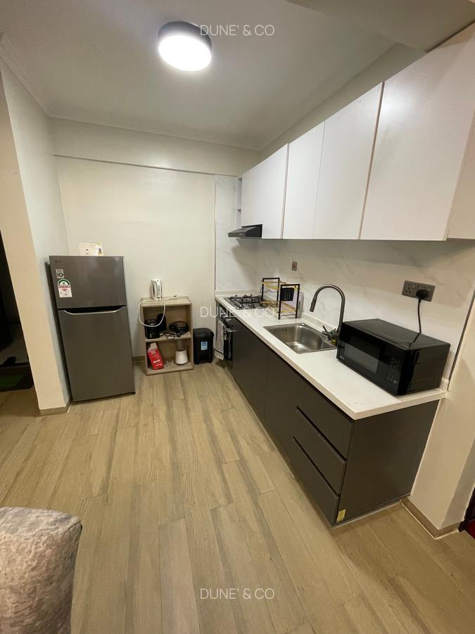 Serviced 1 Bed Apartment with En Suite in Westlands Area - 8