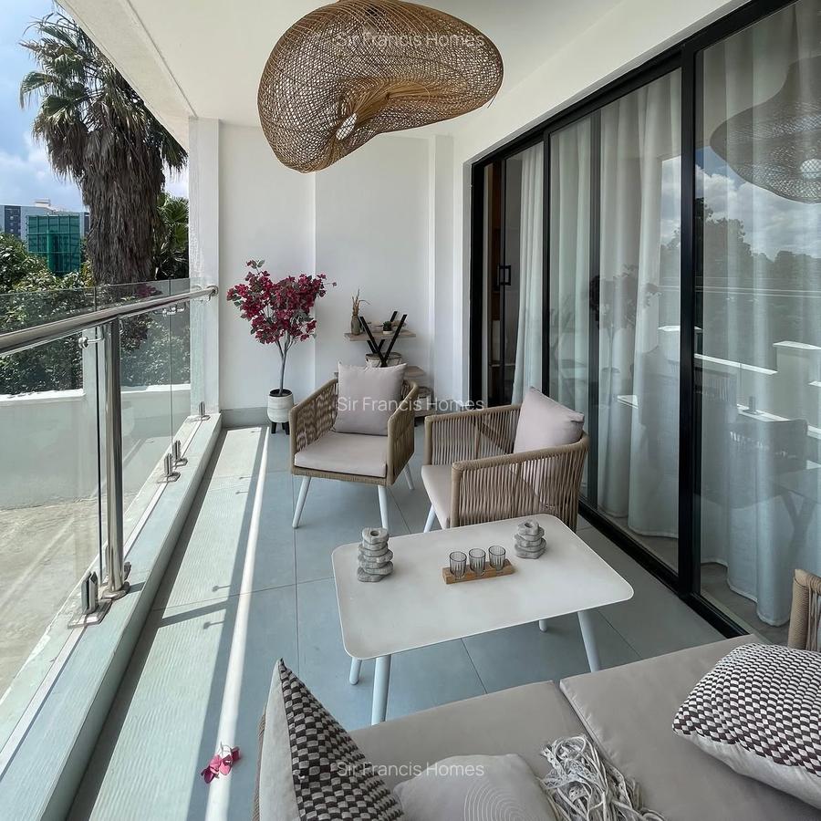 Serviced 3 Bed Apartment with En Suite in Parklands - 14