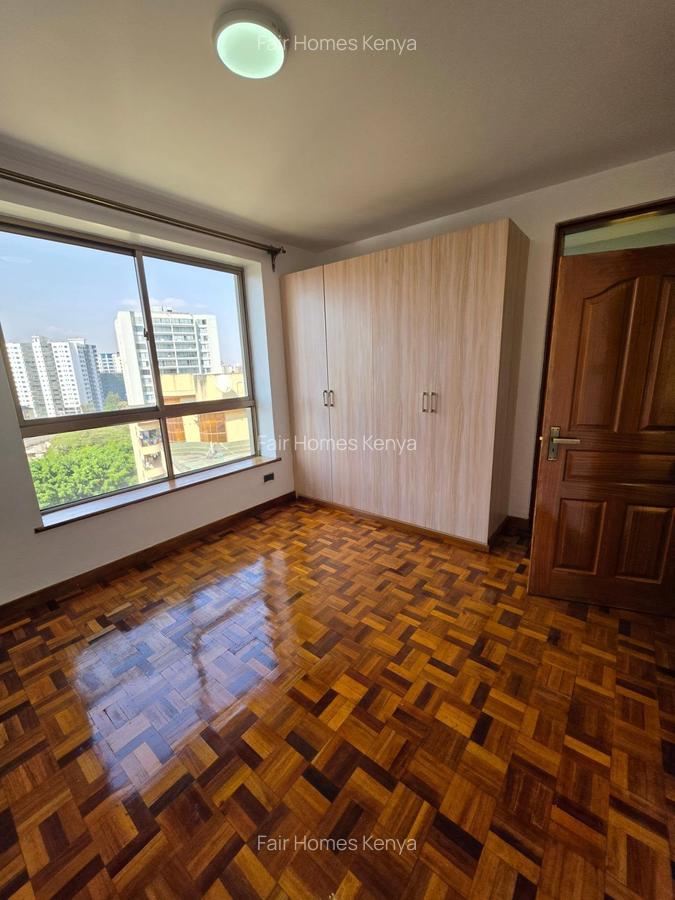 3 Bed Apartment with En Suite at Othaya Road - 10