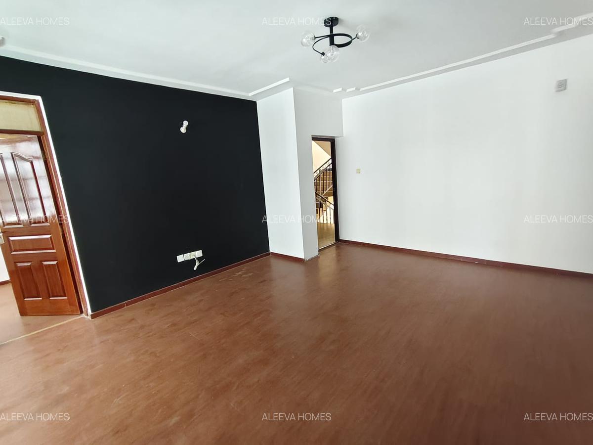 2 Bed Apartment with En Suite in Lavington - 4