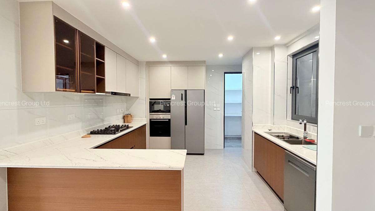 Serviced 3 Bed Apartment with En Suite in Westlands Area - 4