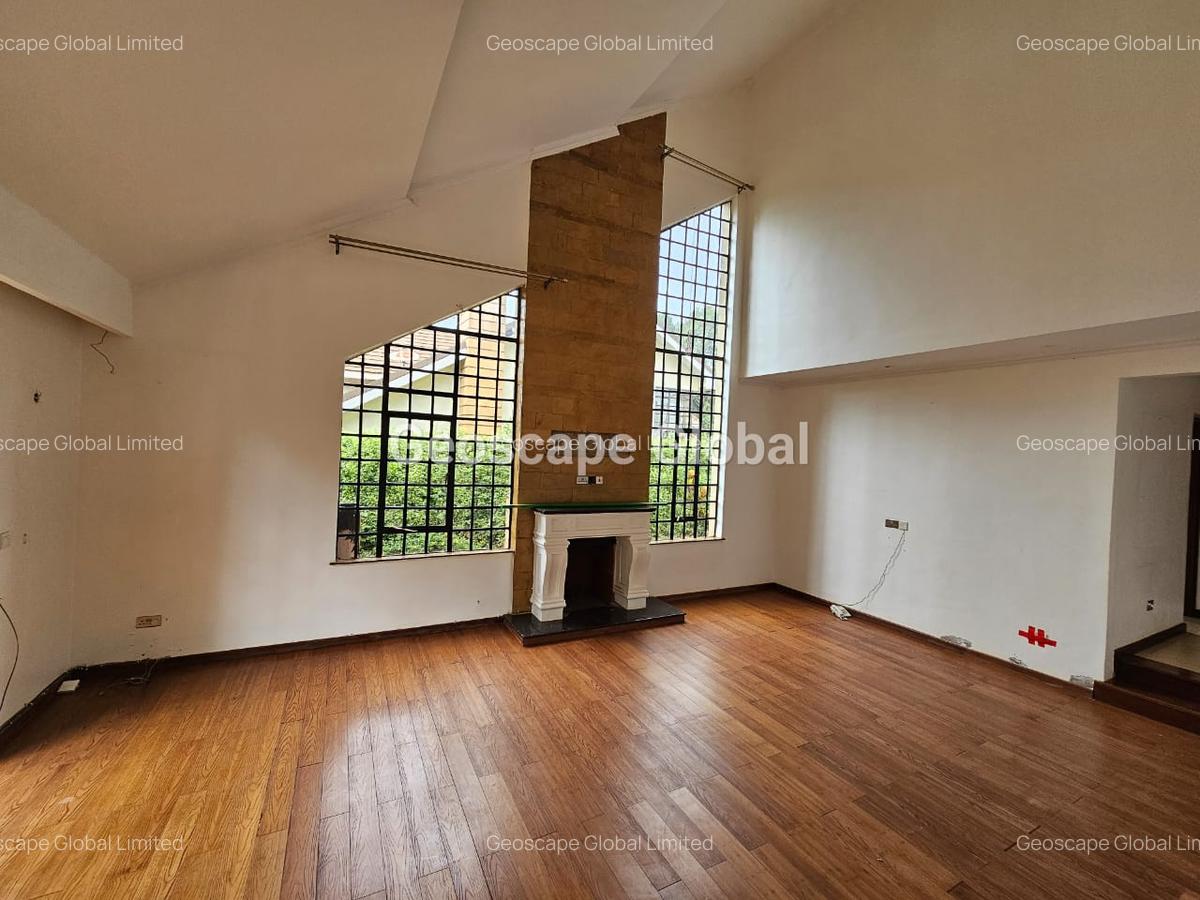 4 Bed Villa with En Suite in Kitisuru - 3