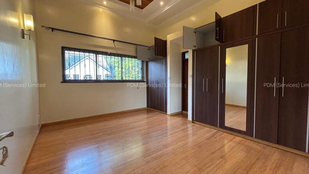 4 Bed Villa with En Suite in Runda - 7