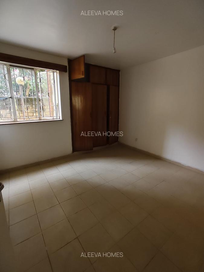 3 Bed Apartment with En Suite in Lavington - 6