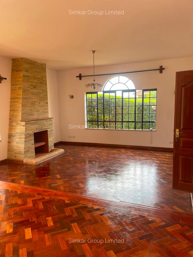 5 Bed Townhouse with En Suite at Kitisuru West - 7