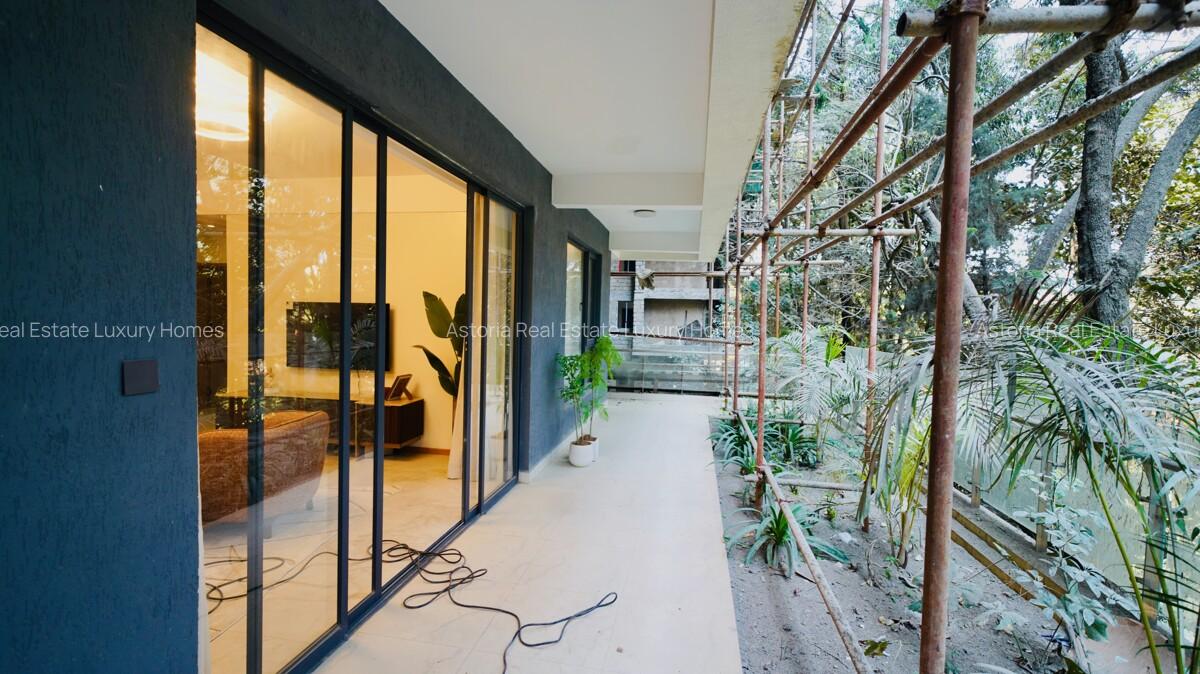 2 Bed Apartment with En Suite at 2026-518 2 Bed - 3