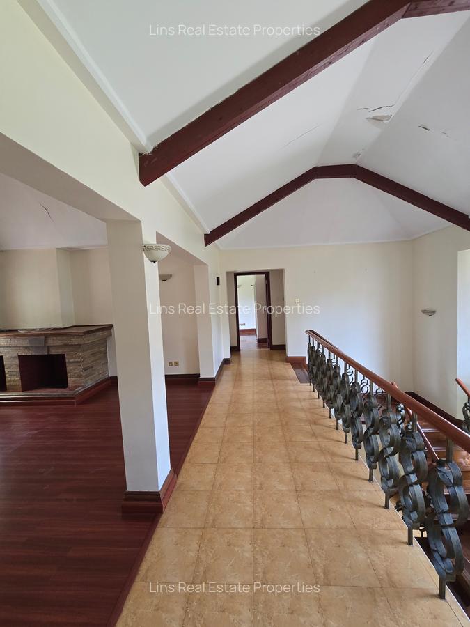 5 Bed Townhouse with En Suite in Runda - 9