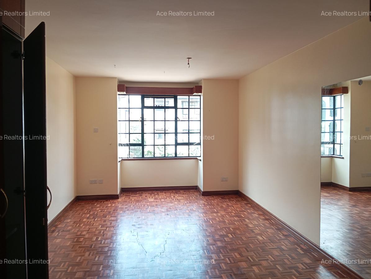 3 Bed Apartment with En Suite at Valley Arcade - 14