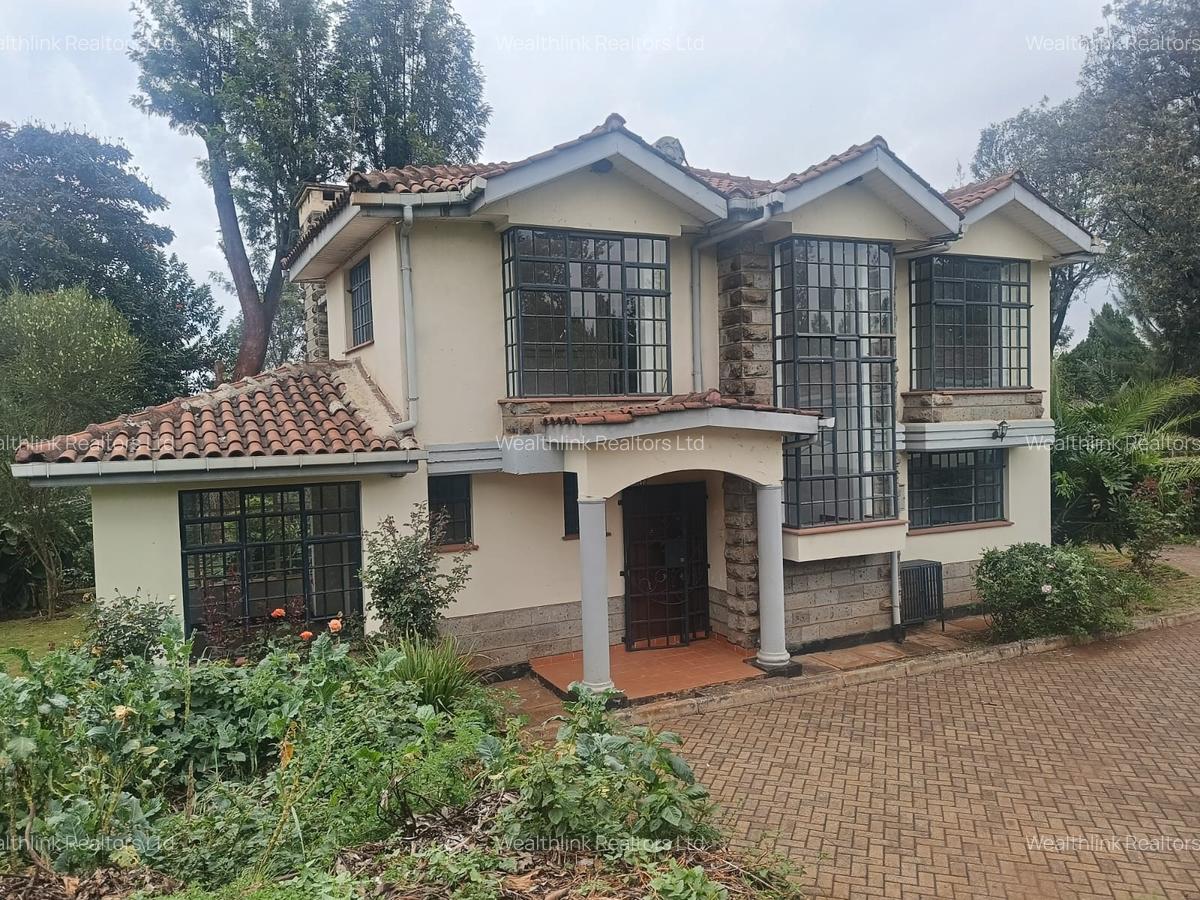 4 Bed Townhouse with En Suite at Redhill - 3