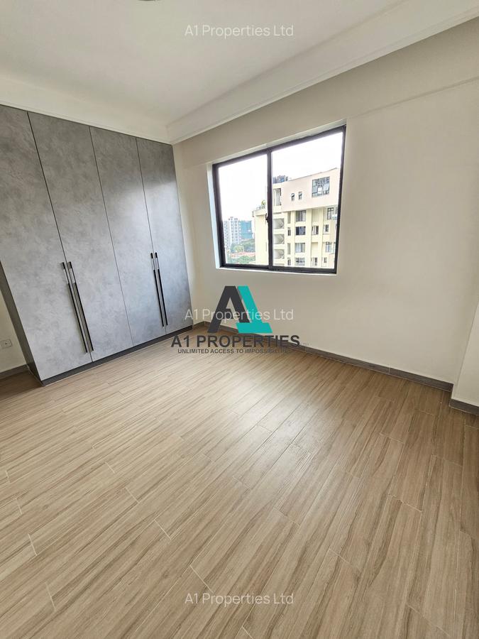 2 Bed Apartment with En Suite in Riverside - 6