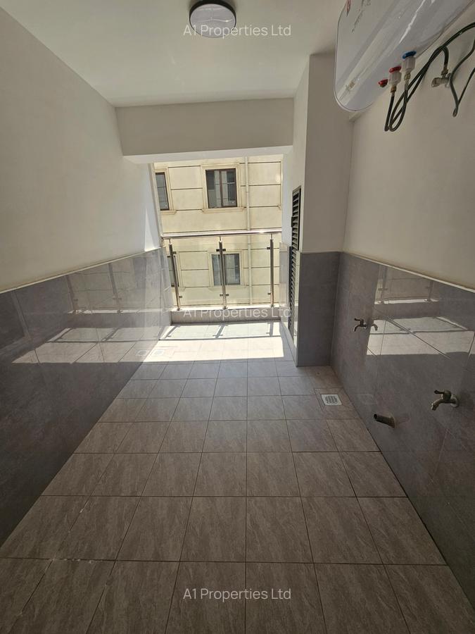 2 Bed Apartment with En Suite in Westlands Area - 5
