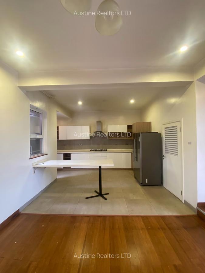 4 Bed Villa with En Suite at Kabasiran - 5