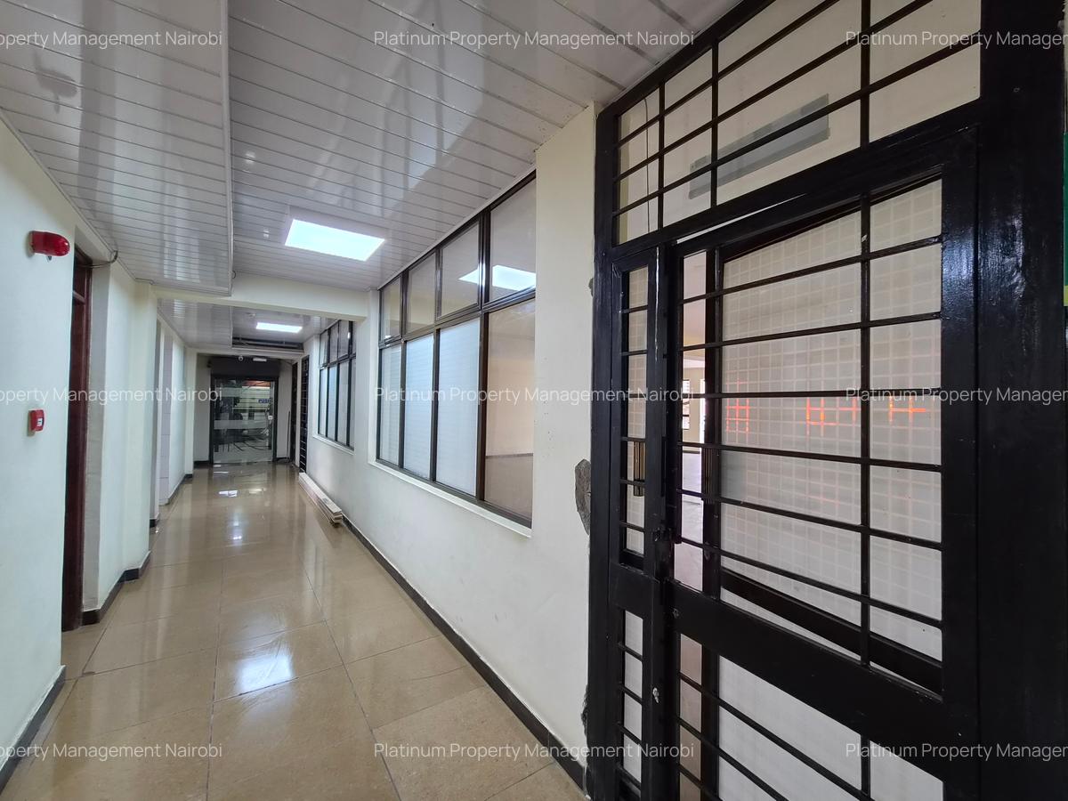 2,000 ft² Office with Backup Generator at Jalaram Rd - 6