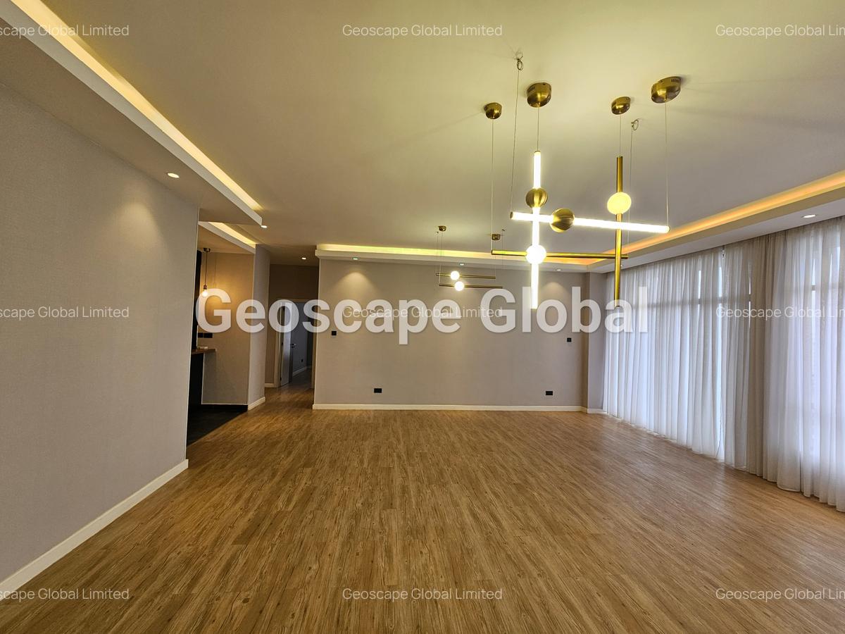 3 Bed Apartment with En Suite in Spring Valley - 5