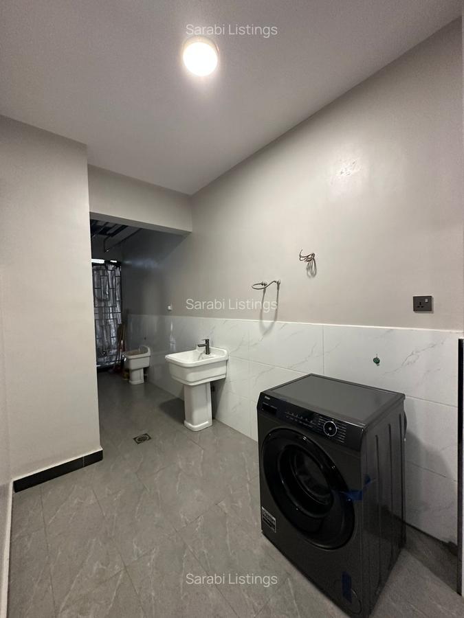 4 Bed Apartment with En Suite in Lavington - 12