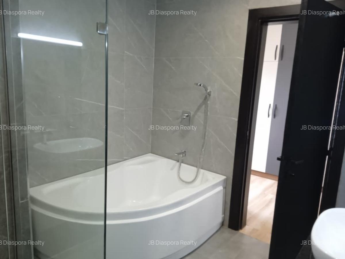 3 Bed Apartment with En Suite in Kileleshwa - 8