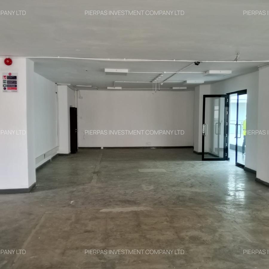 2,500 ft² Office with Service Charge Included in Westlands Area - 12