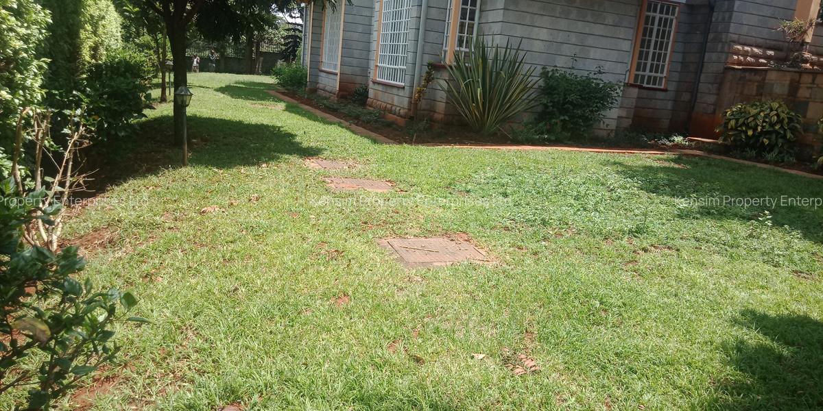 5 Bed Townhouse with En Suite in Kitisuru - 18