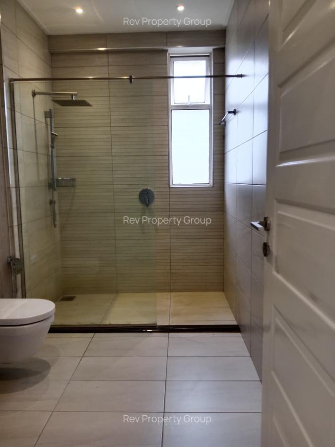 Serviced 1 Bed Apartment with En Suite in Westlands Area - 14