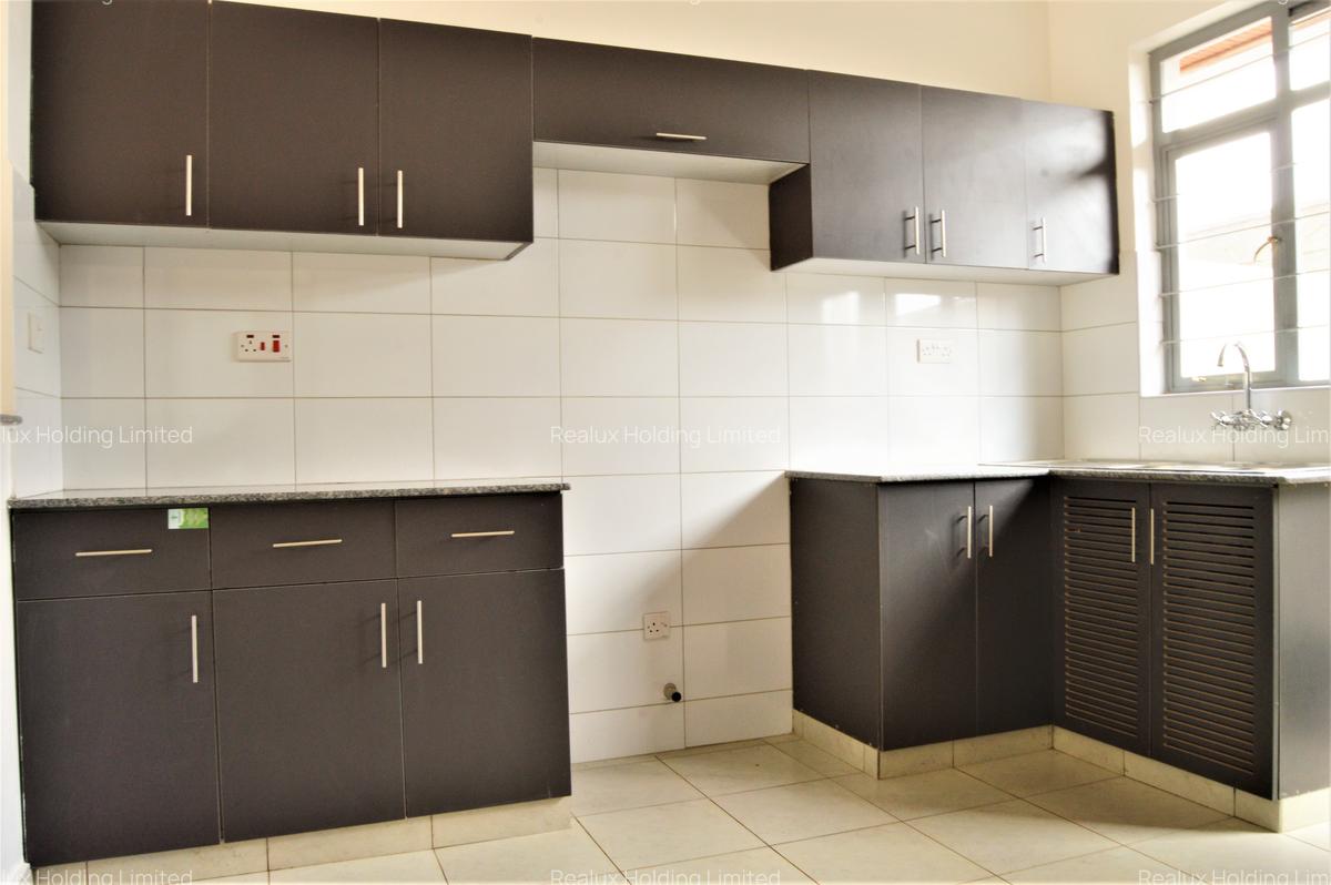 4 Bed Townhouse with En Suite in Kikuyu Town - 19