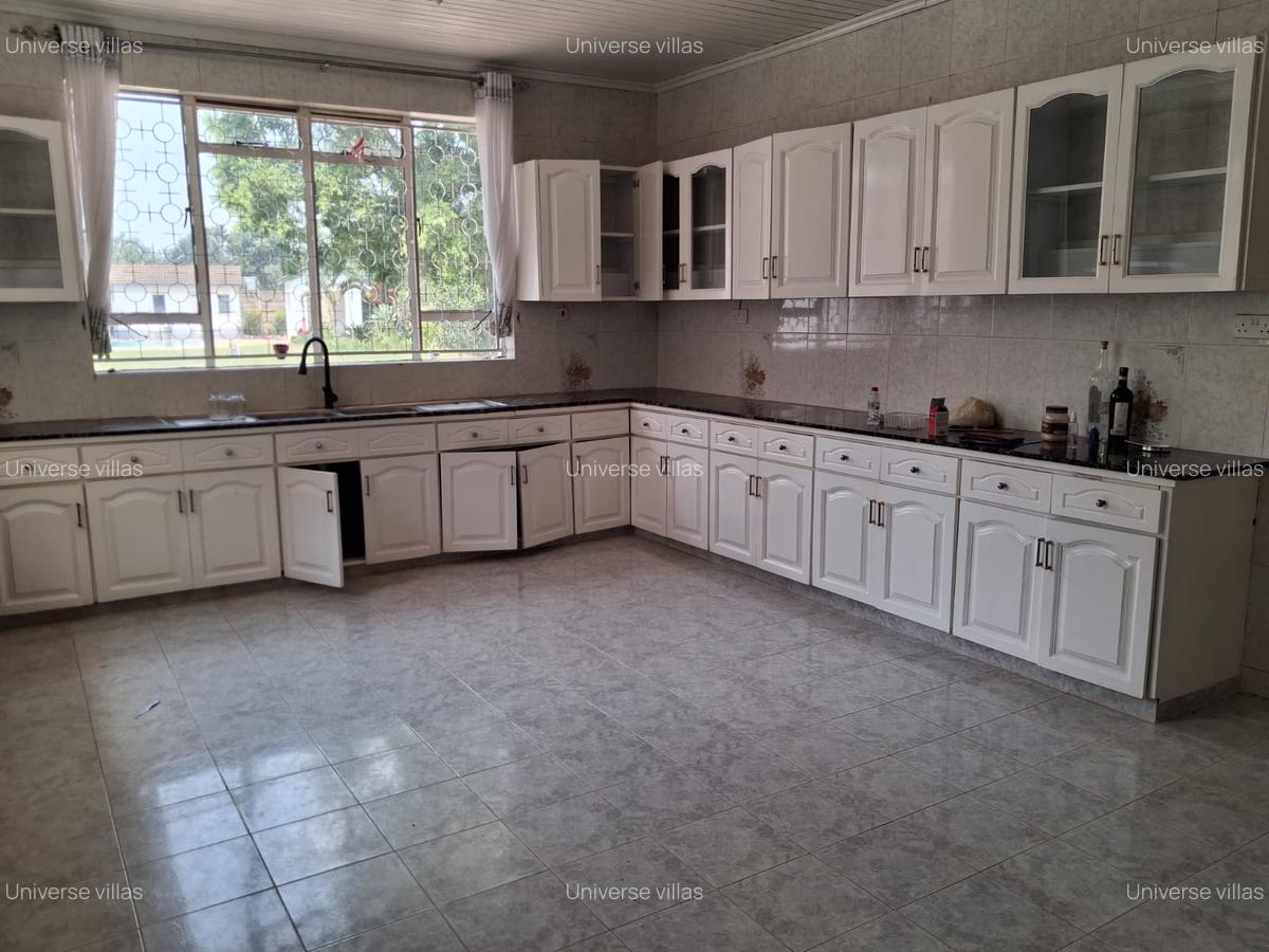 5 Bed Townhouse with En Suite at Karen - 5