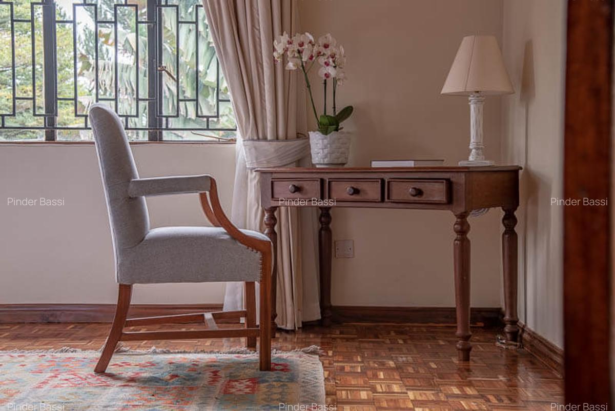 4 Bed House with En Suite in Runda - 15