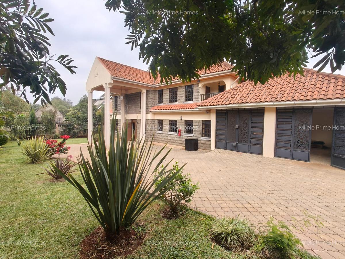 6 Bed Villa with En Suite at New Kitisuru - 1